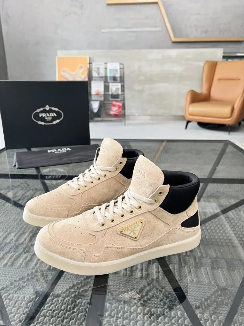 Prada High Shoes Sporty 33983