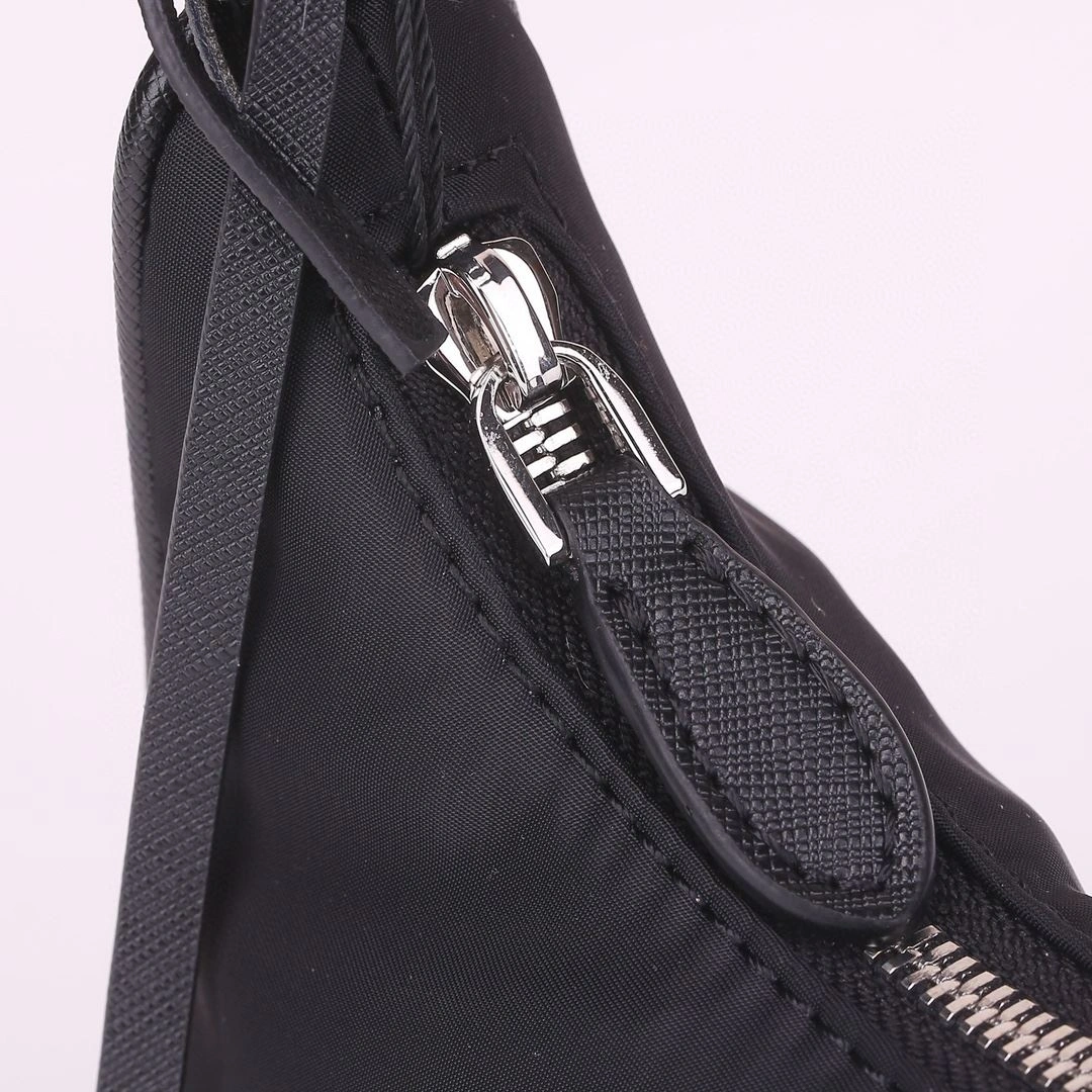 Prada Hobo Bags Breathable 90621