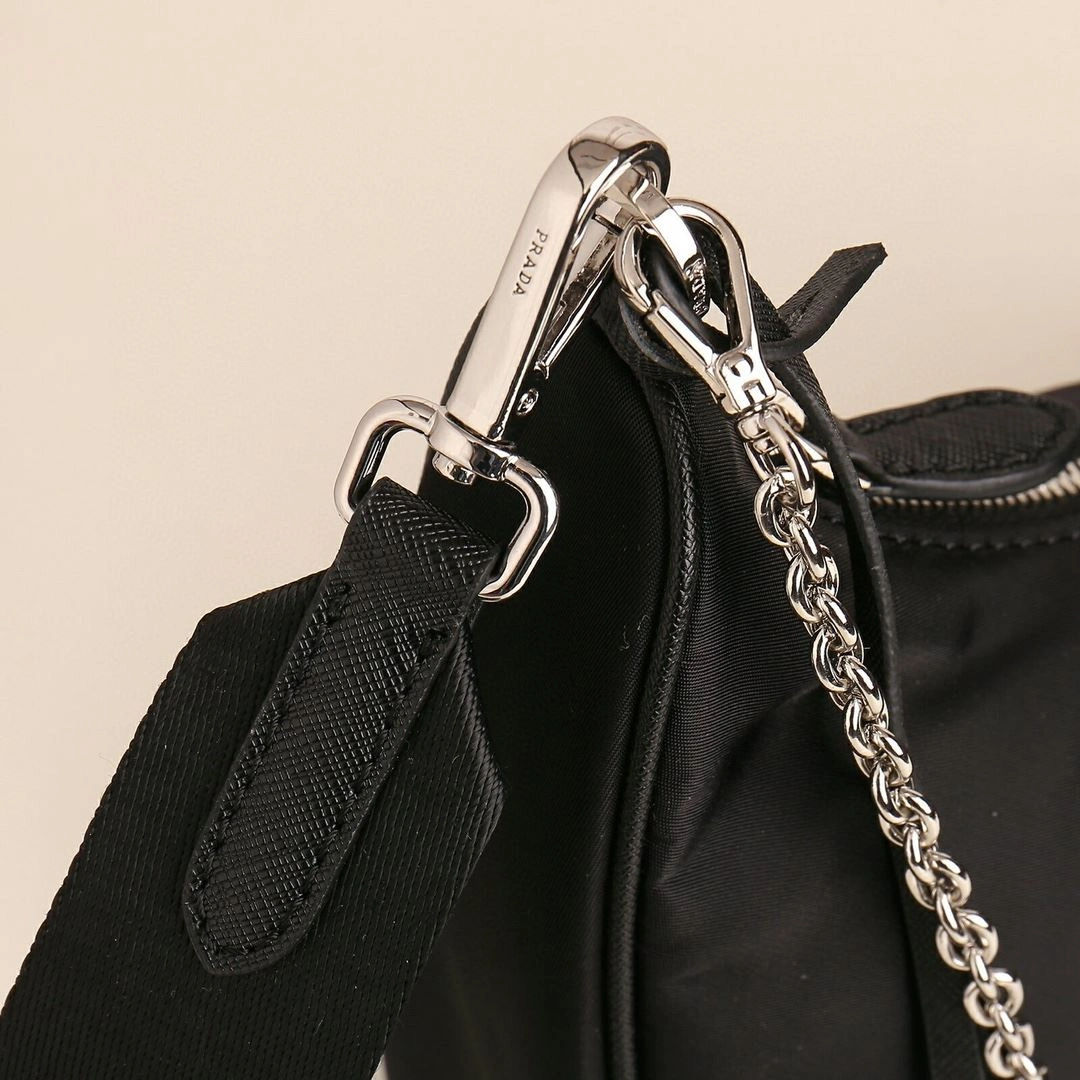Timeless Prada Hobo Bags 90620
