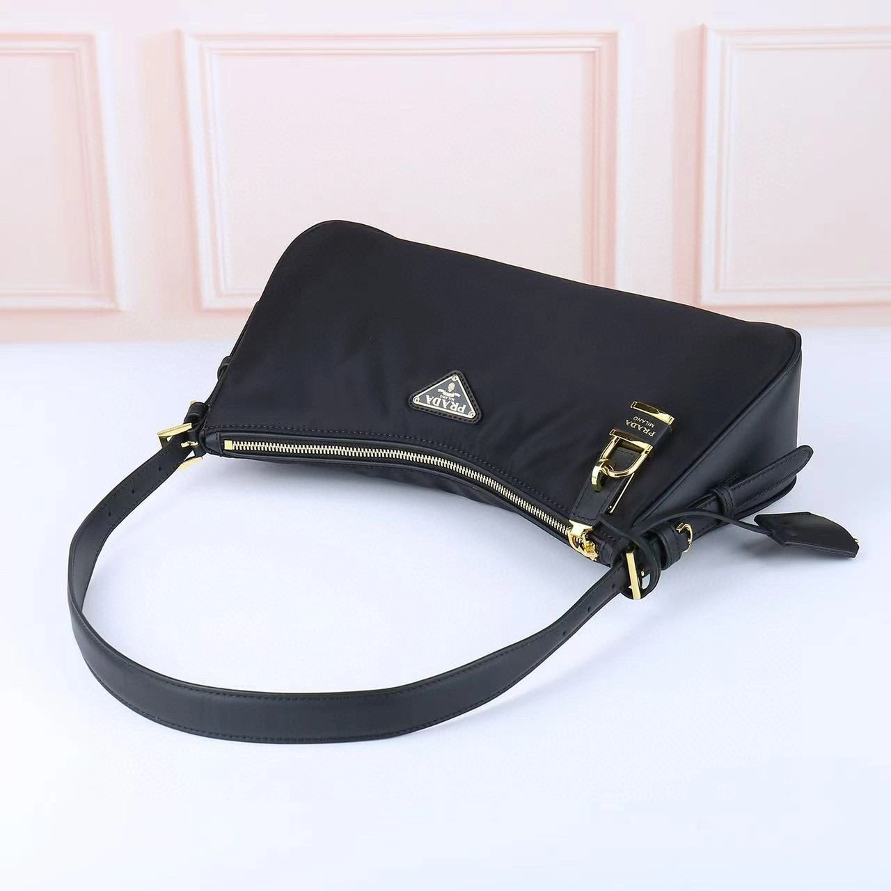 Prada Hobo Bags Supportive 90615