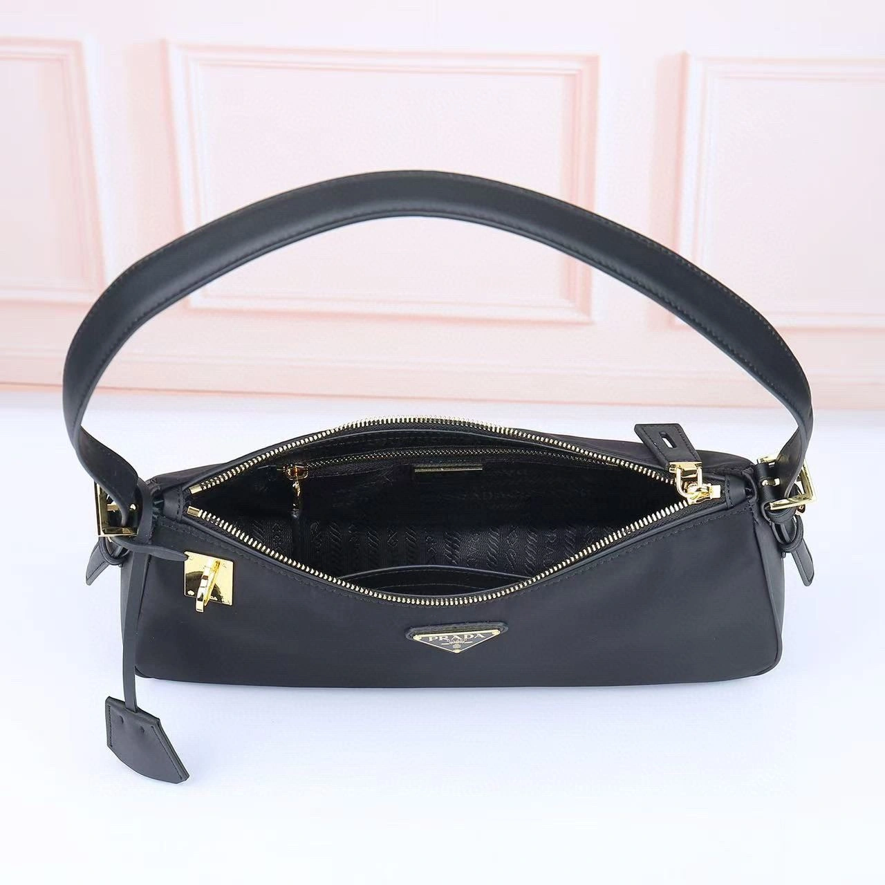 Prada Hobo Bags Supportive 90615