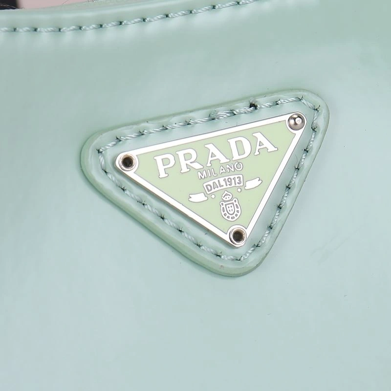 Prada Hobo Bags RelaxedFit 87245