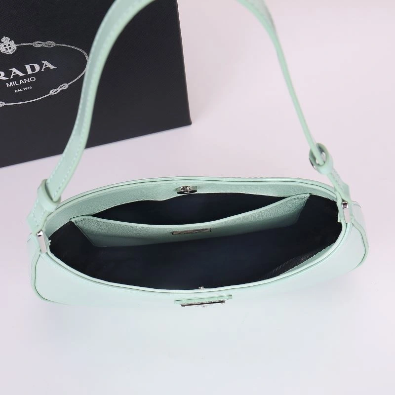 Prada Hobo Bags RelaxedFit 87245