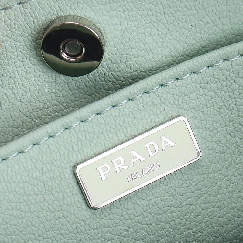 Prada Hobo Bags RelaxedFit 87245