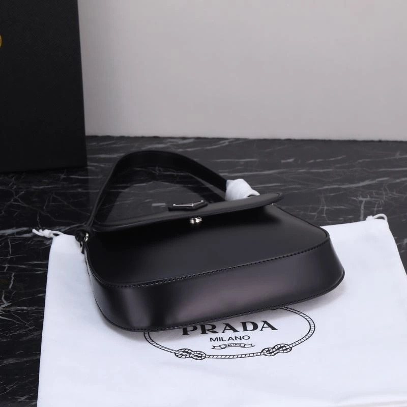 Prada Hobo Bags QuickDry 87210