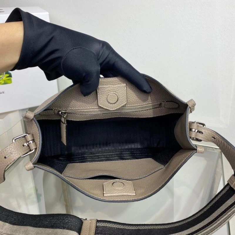 Prada Hobo Bags Fashionable 75183