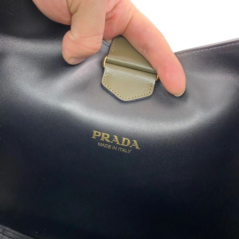 Casual Prada Hobo Bags 75190