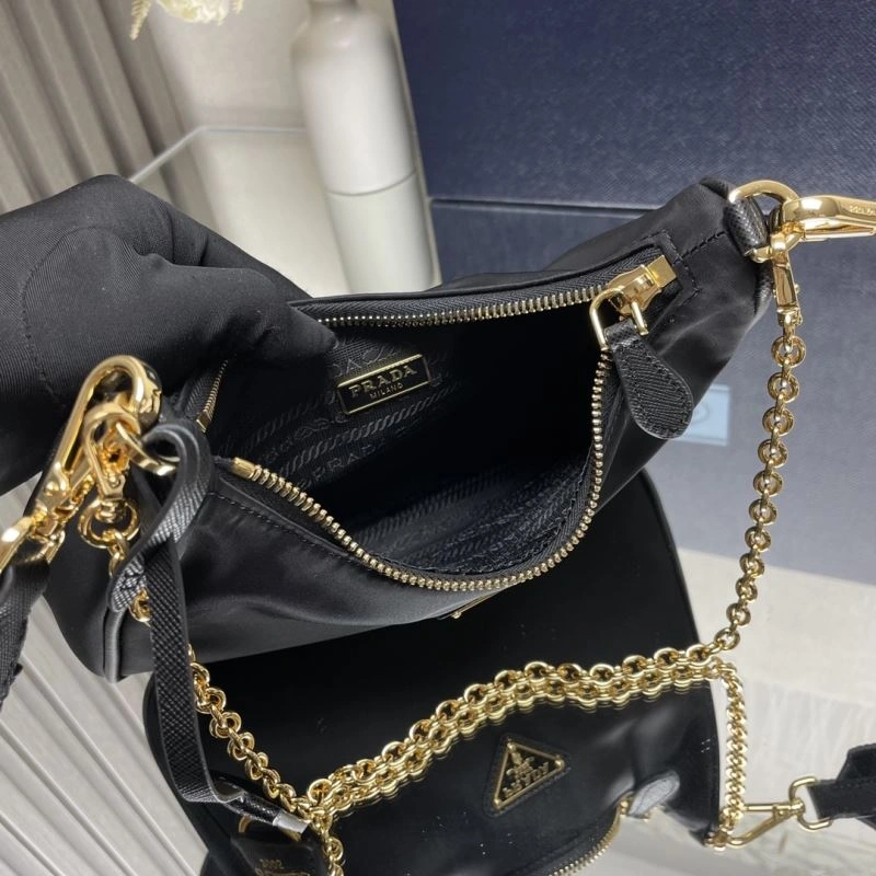 Prada Hobo Bags Attractive 75162
