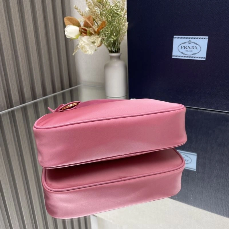 Prada Hobo Bags Lightweight 75165