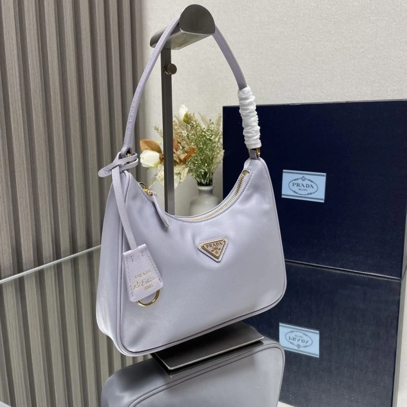 Prada Hobo Bags ZipUp 75160
