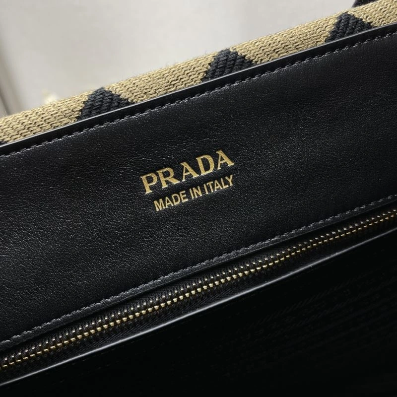 Prada Hobo Bags Snug 75139