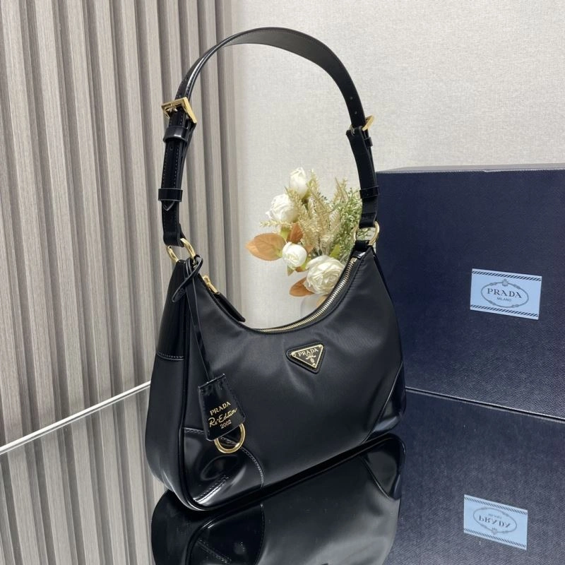 Prada Hobo Bags Versatile 75154