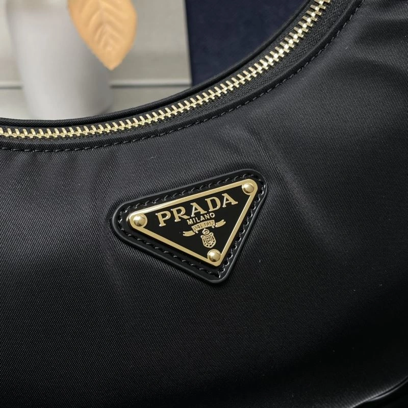 Prada Hobo Bags Versatile 75154