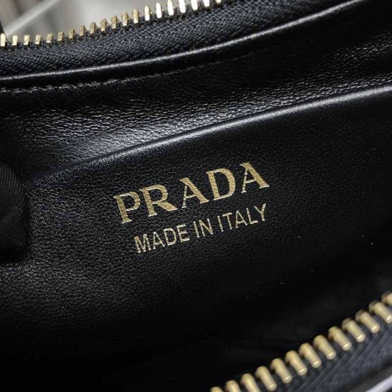 Reliable Prada Hobo Bags 75161