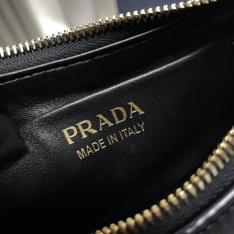 HighPerformance Prada Hobo Bags 75157