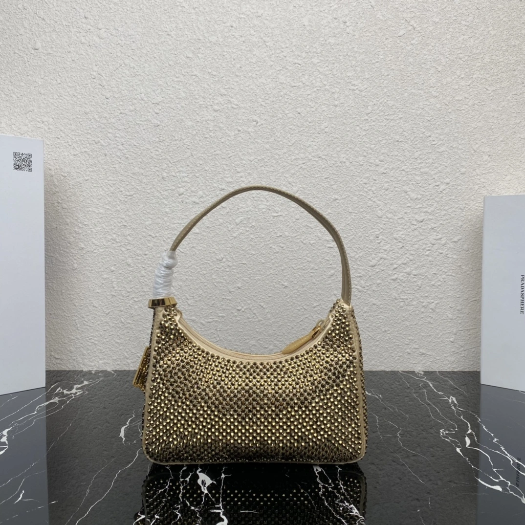 WaterResistant Prada Hobo Bags 71677