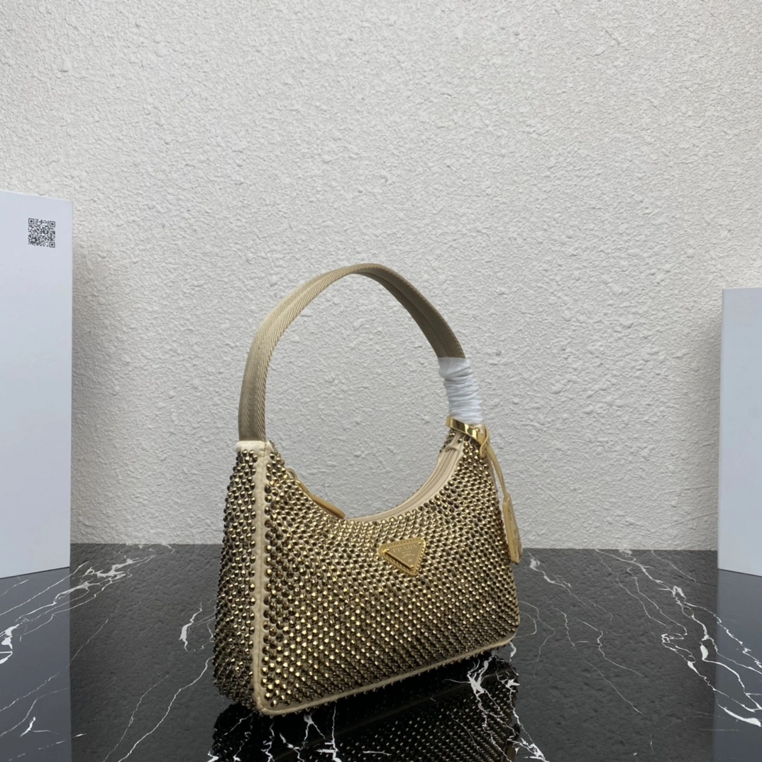 WaterResistant Prada Hobo Bags 71677