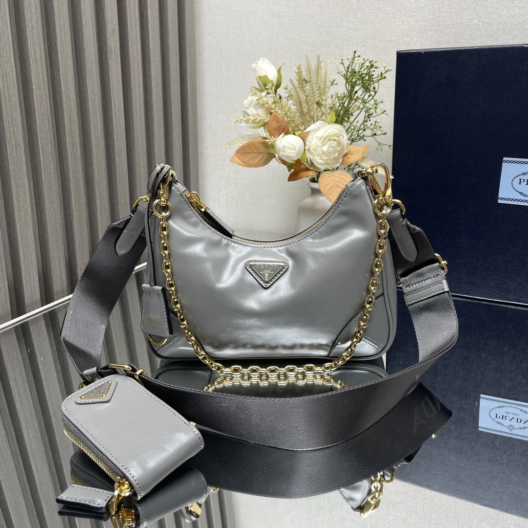 Prada Hobo Bags Sophisticated 71670