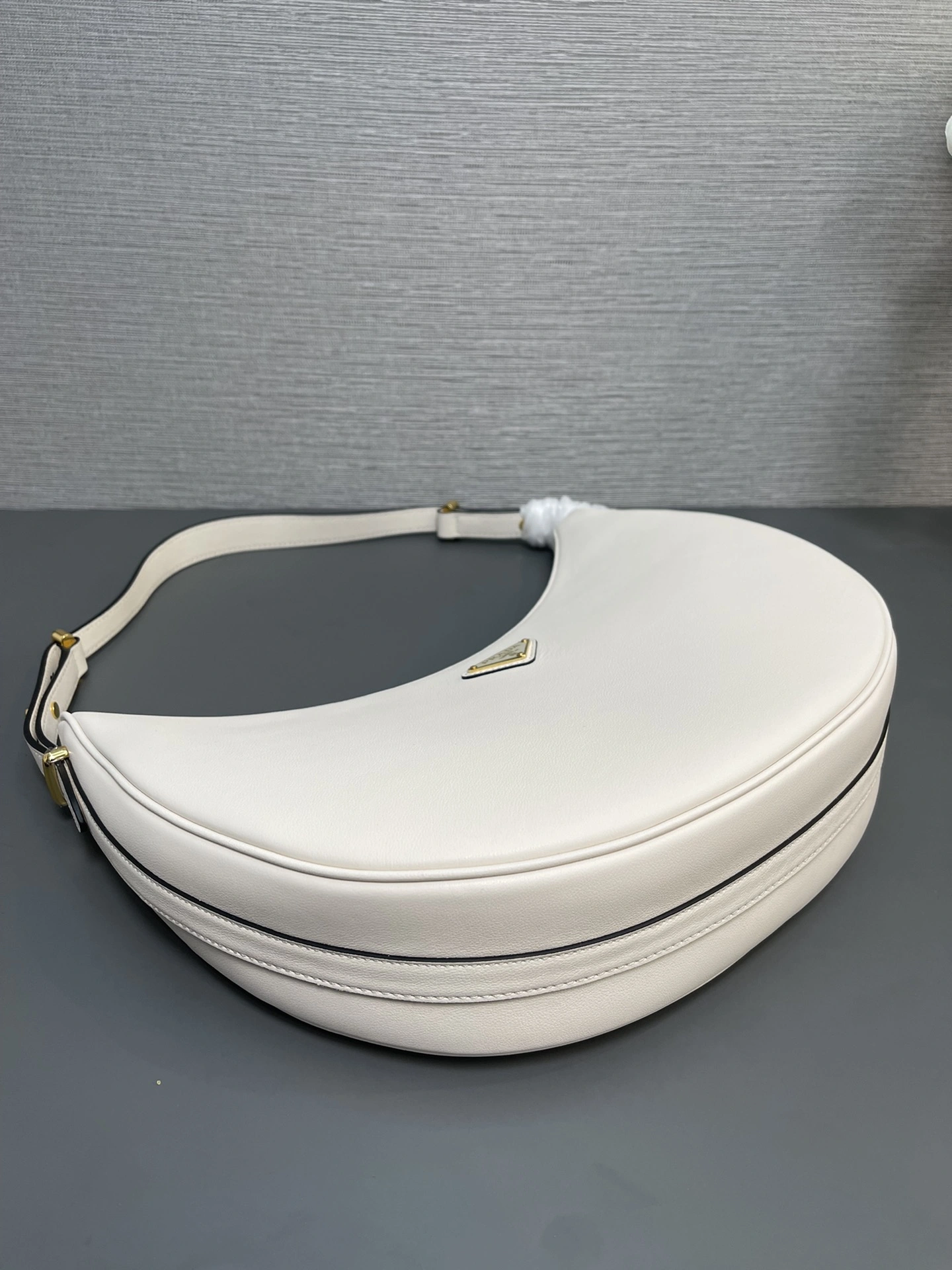 Prada Hobo Bags WeatherProof 71664