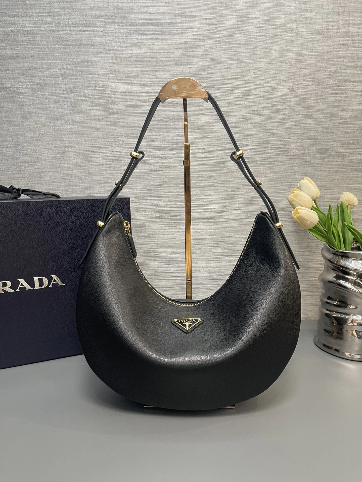 RelaxedFit Prada Hobo Bags 71660