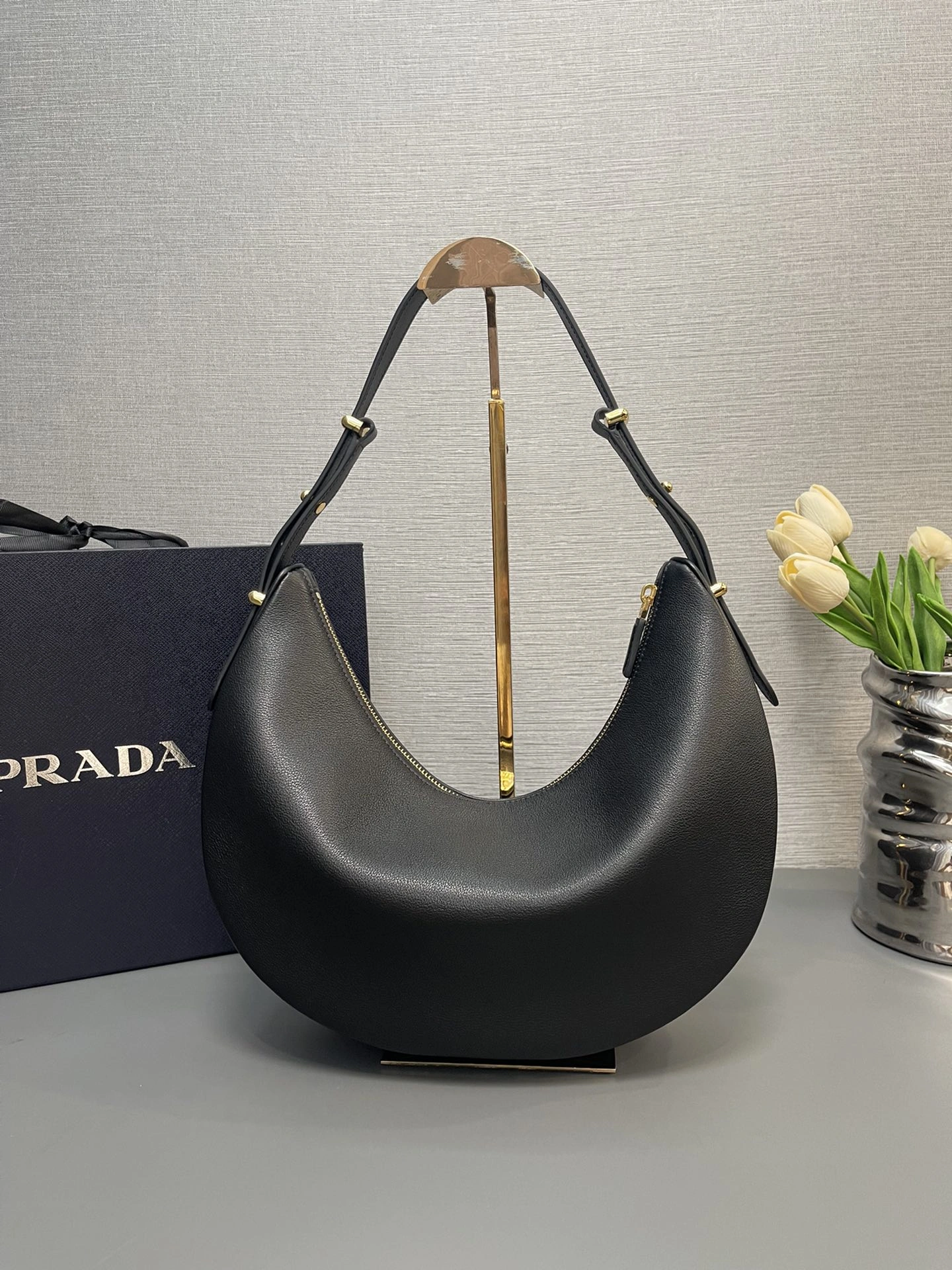 RelaxedFit Prada Hobo Bags 71660