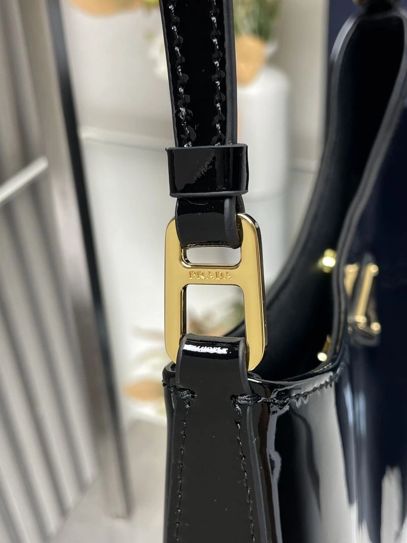 Stylish Prada Hobo Bags 66541