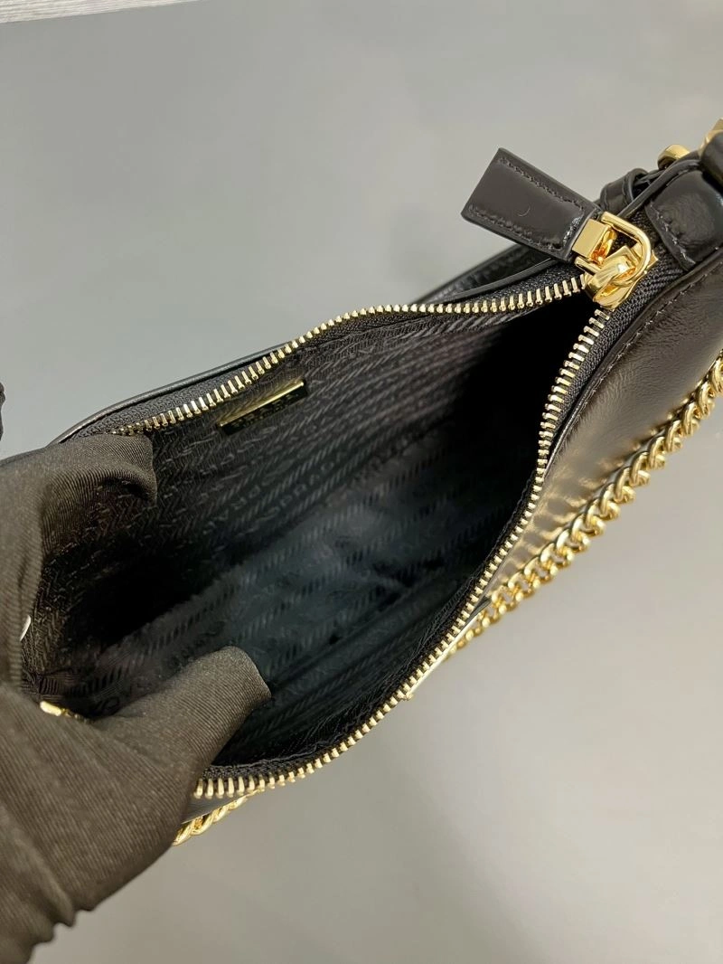 Prada Hobo Bags RelaxedFit 66539