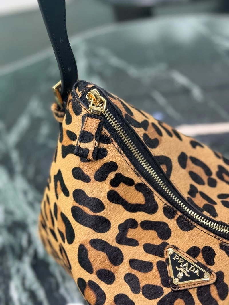 Refined Prada Hobo Bags 60817