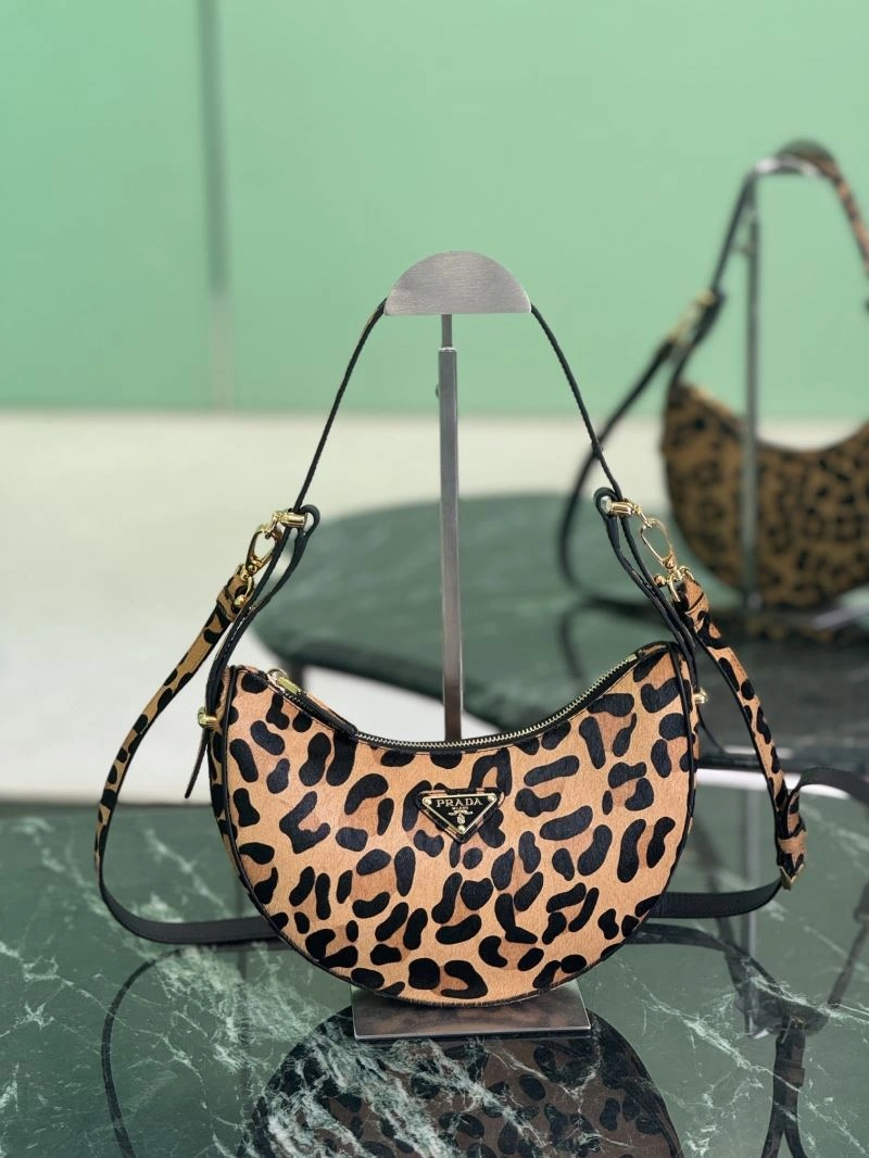 Prada Hobo Bags Trendy 60822
