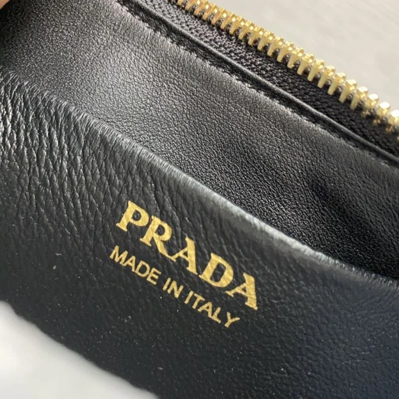 Modern Prada Hobo Bags 45193