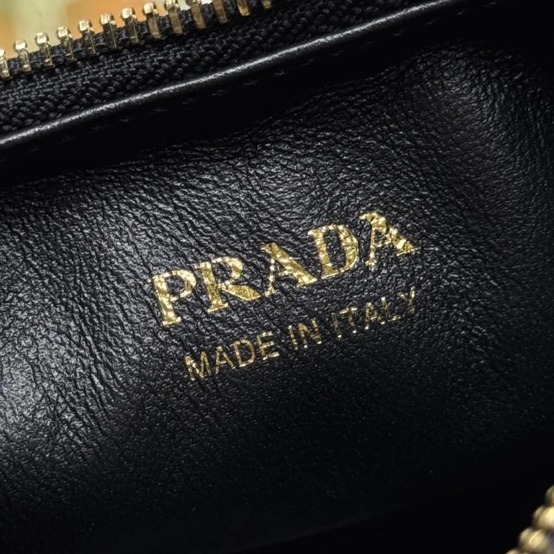 Prada Hobo Bags Flexible 45172