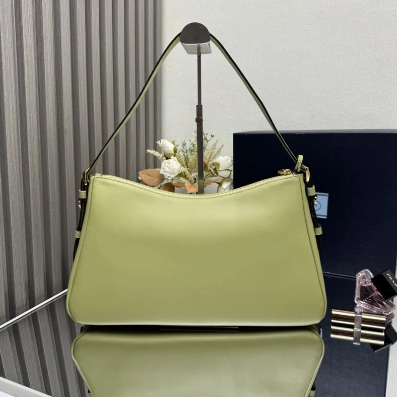 Chic Prada Hobo Bags 45173