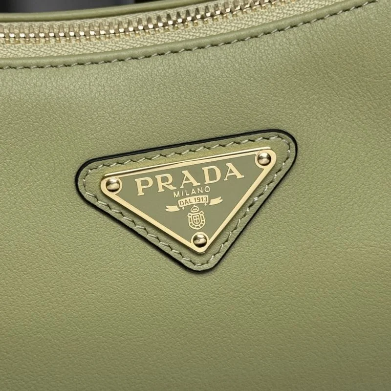 Chic Prada Hobo Bags 45173