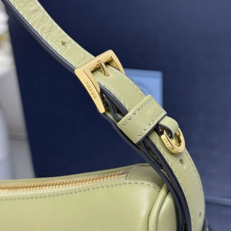 Prada Hobo Bags ZipUp 45180