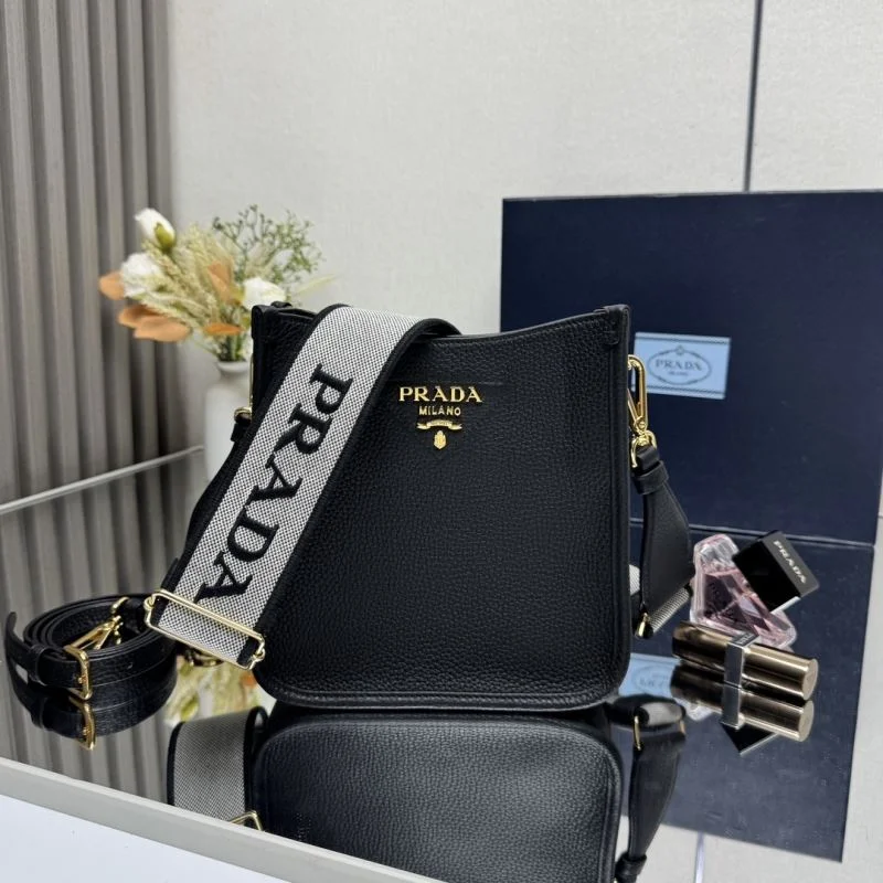 Prada Hobo Bags TechFriendly 45204