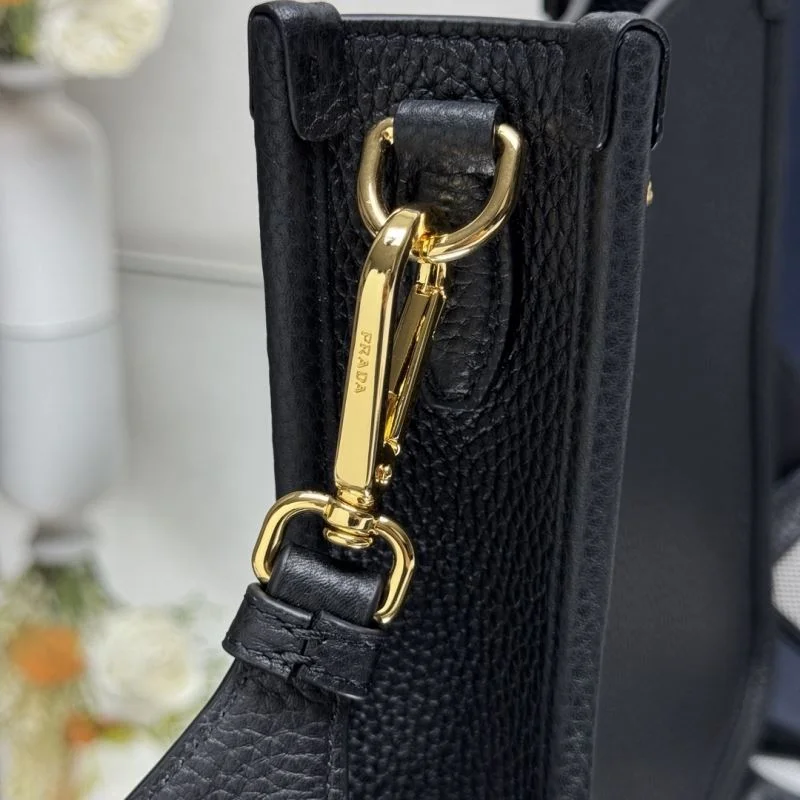 Prada Hobo Bags TechFriendly 45204