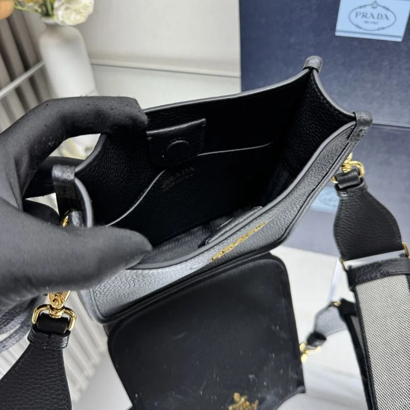 Prada Hobo Bags TechFriendly 45204