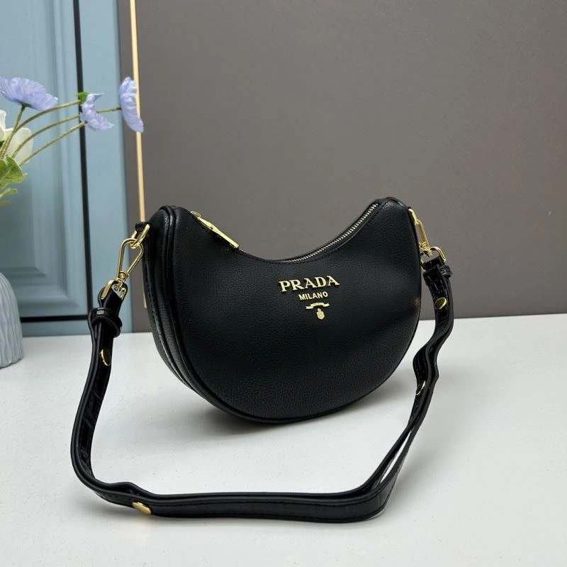Prada Hobo Bags Popular 83114