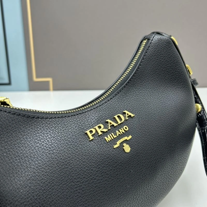 Prada Hobo Bags Popular 83114