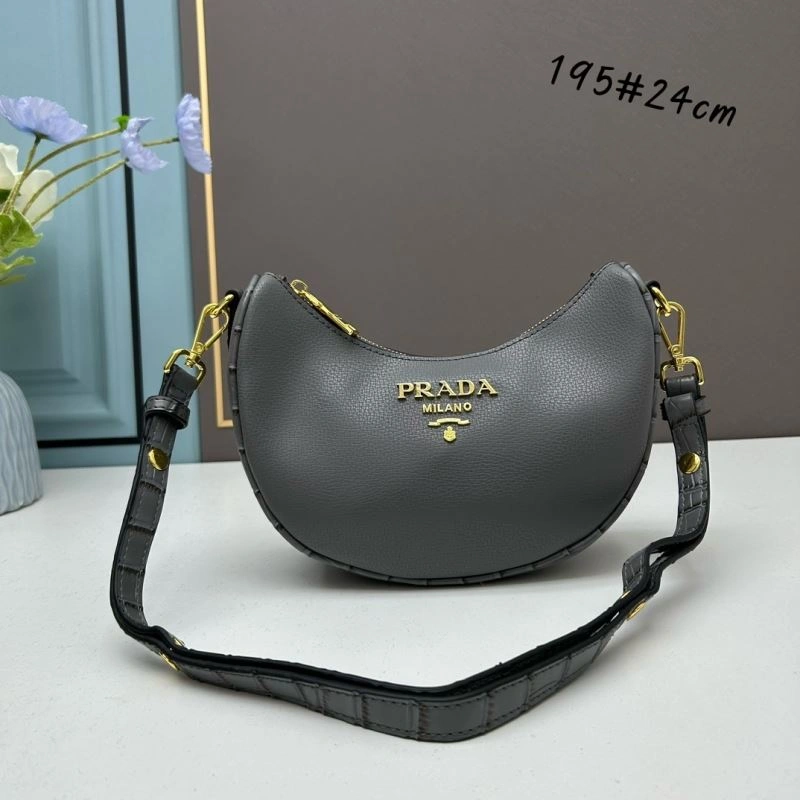 Effortless Prada Hobo Bags 83080