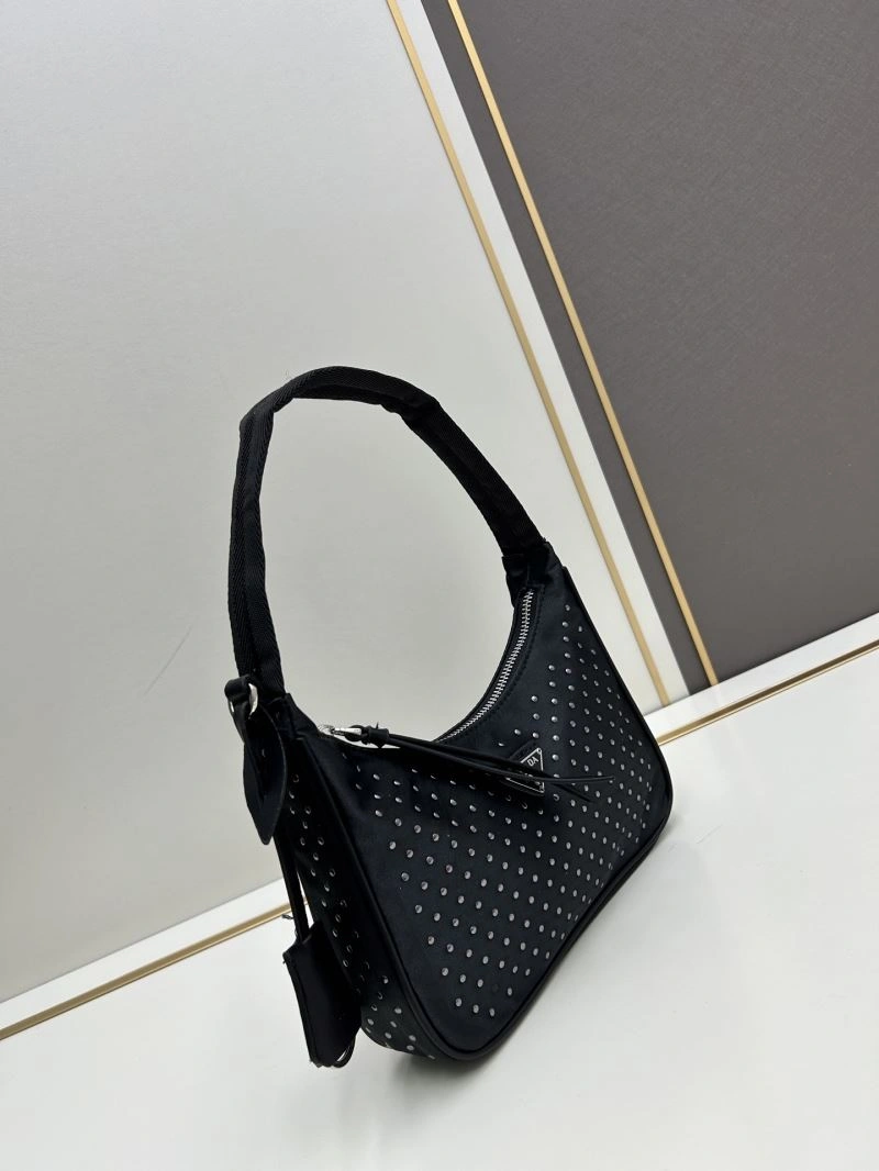 Resilient Prada Hobo Bags 83102