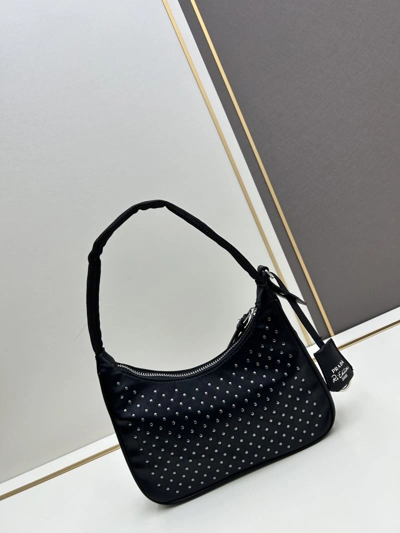 Resilient Prada Hobo Bags 83102