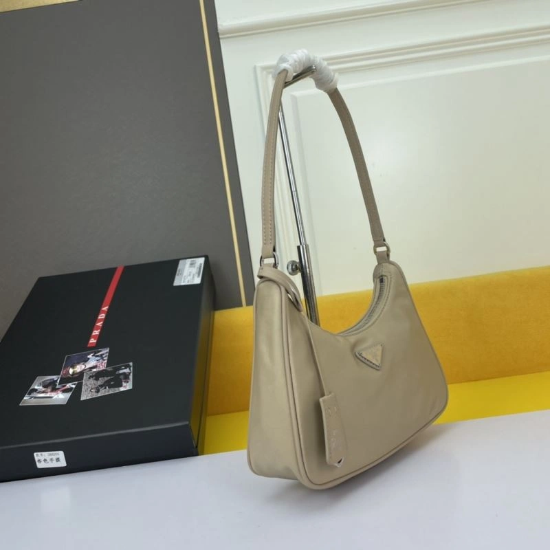 Prada Hobo Bags Durable 83065