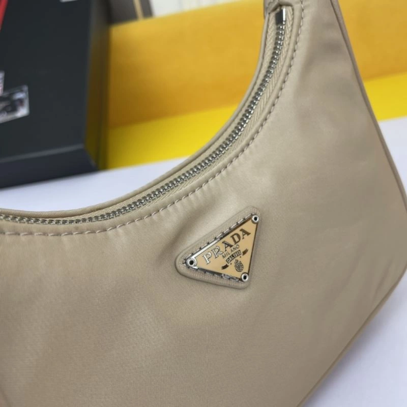 Prada Hobo Bags Durable 83065
