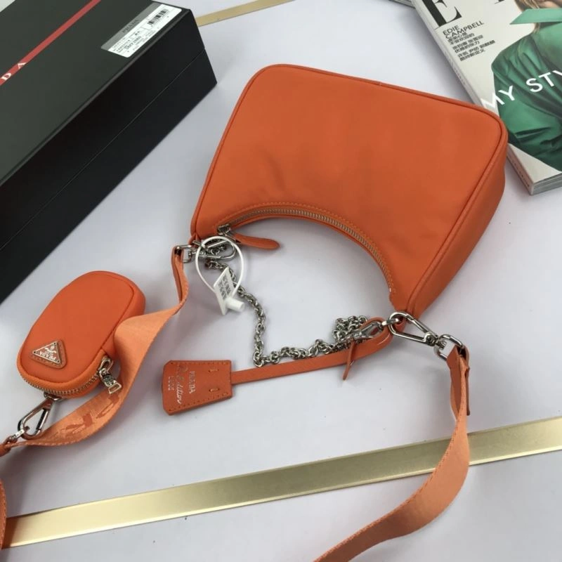 Prada Hobo Bags EyeCatching 83068