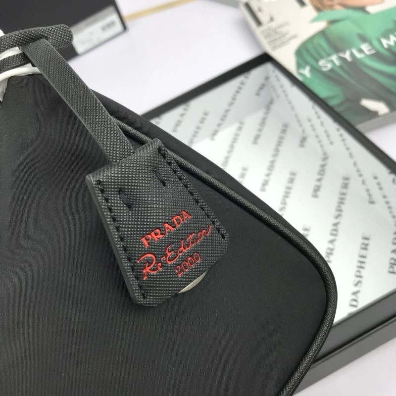 Trendsetting Prada Hobo Bags 83055