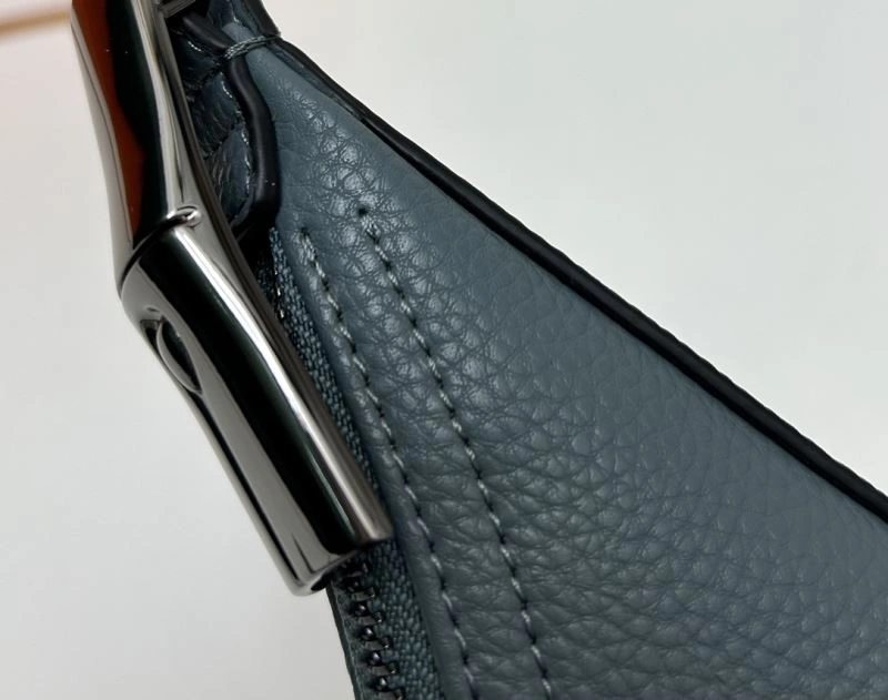 Prada Hobo Bags Breathable 83052