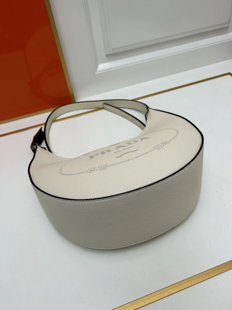 Prada Hobo Bags RelaxedFit 83041