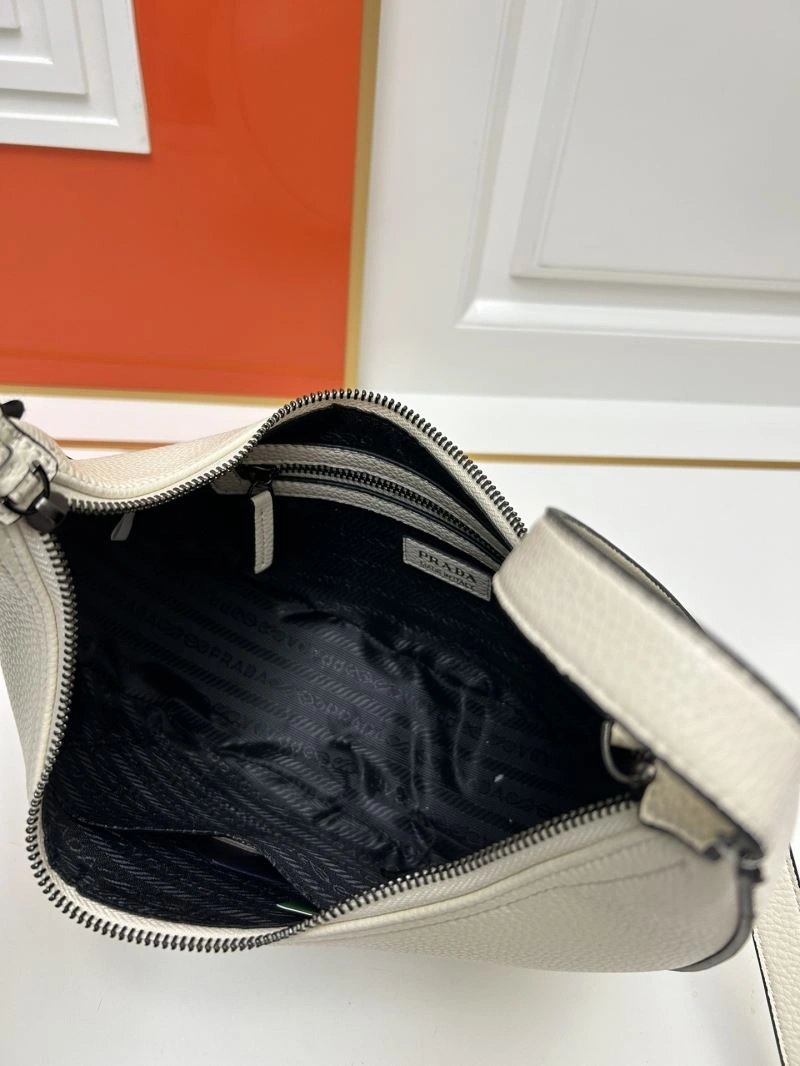 Prada Hobo Bags RelaxedFit 83041
