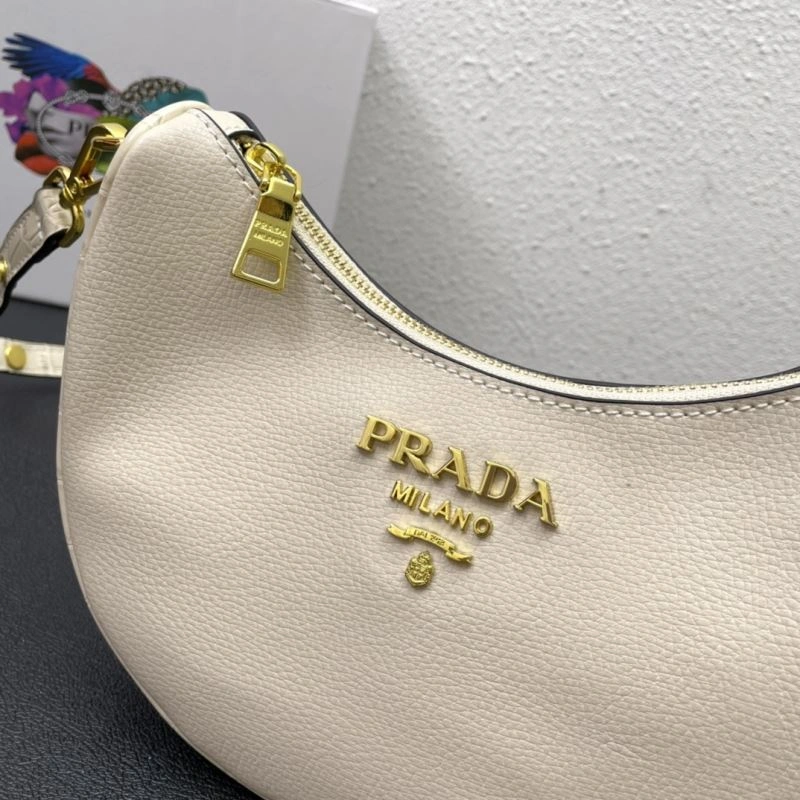 EyeCatching Prada Hobo Bags 83182